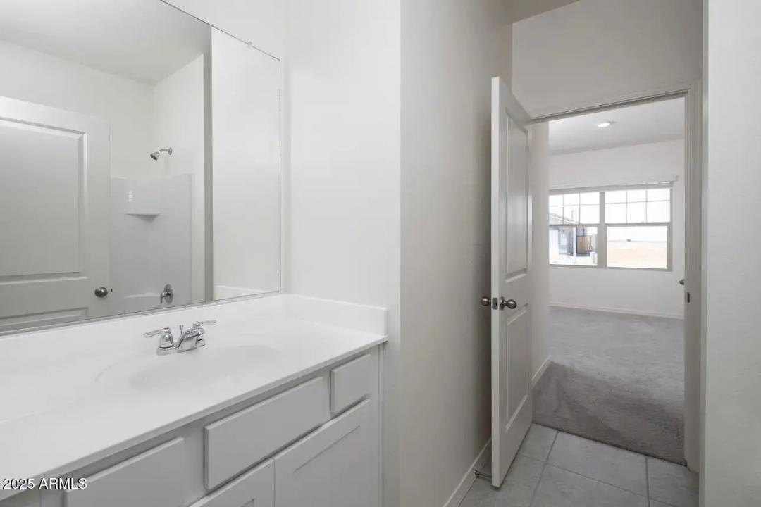 Real Estate Picture 10