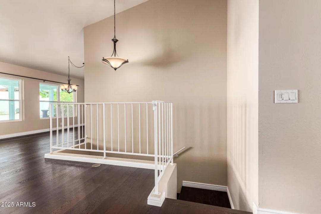 Real Estate Picture 14