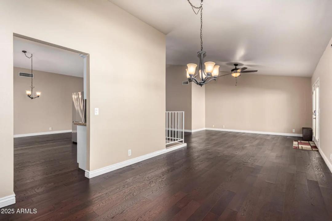 Real Estate Picture 15