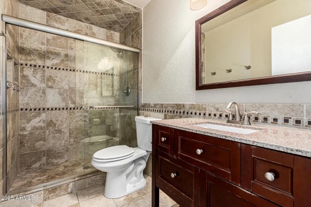 Real Estate Picture 29