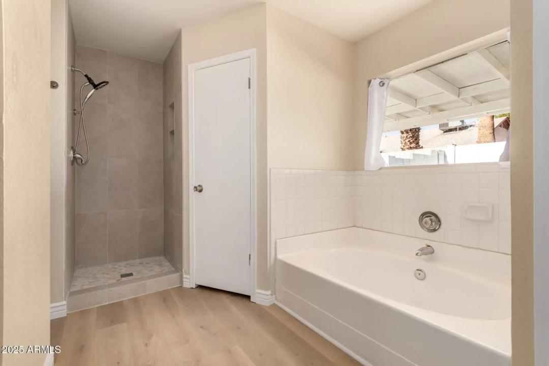 Real Estate Picture 20