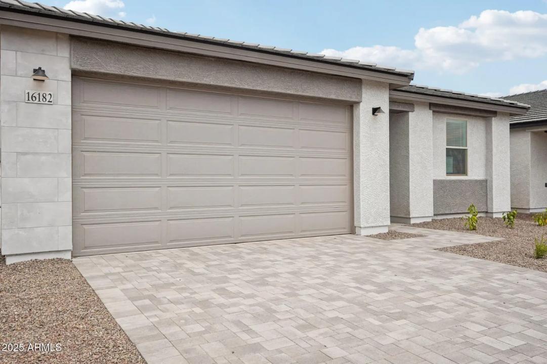 Real Estate Picture 2