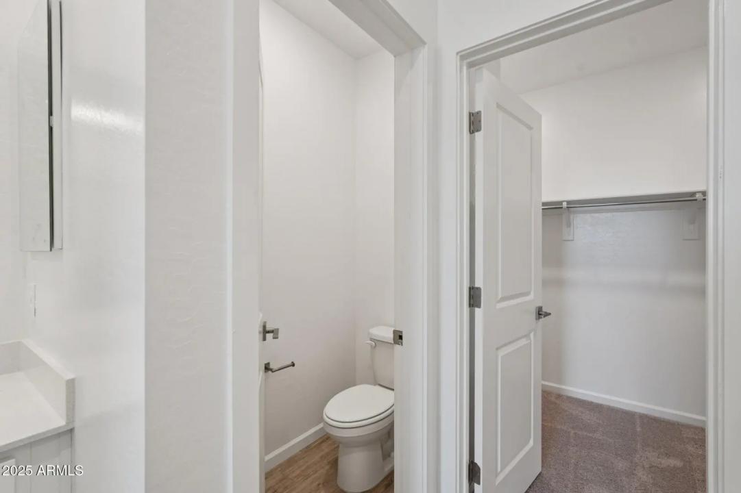 Real Estate Picture 18