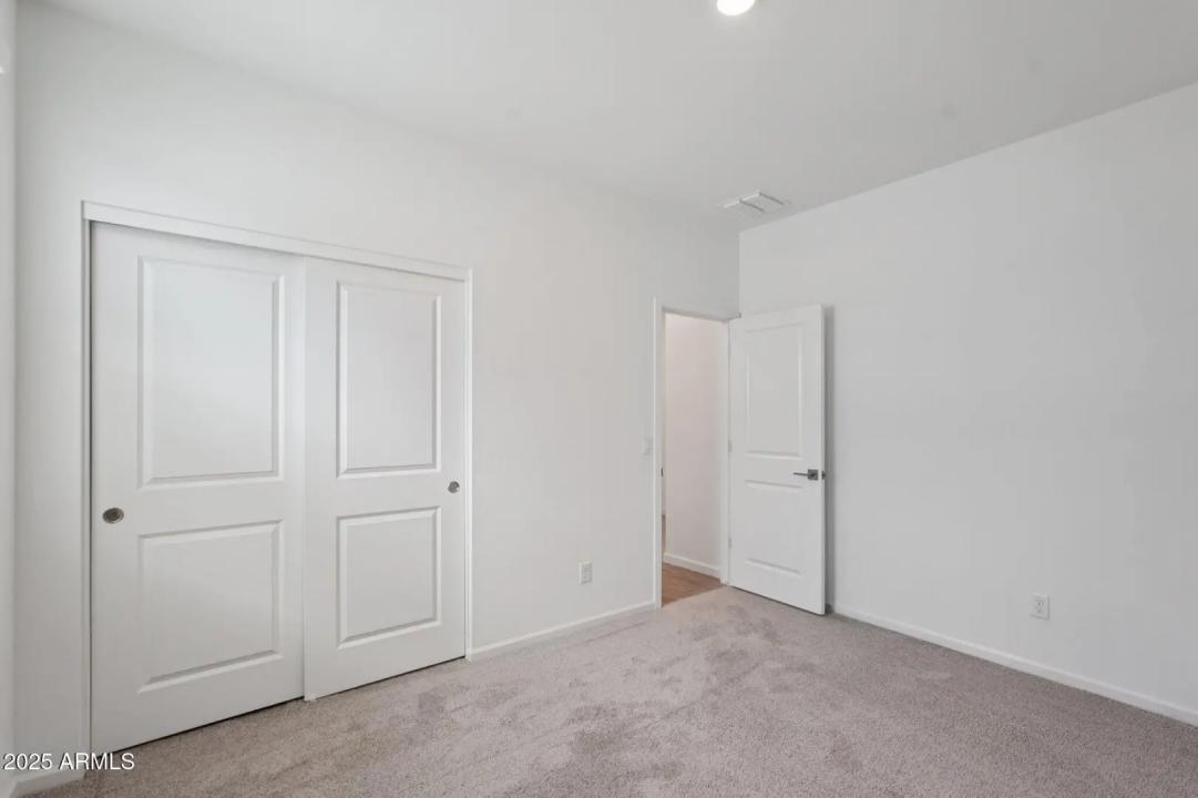 Real Estate Picture 26