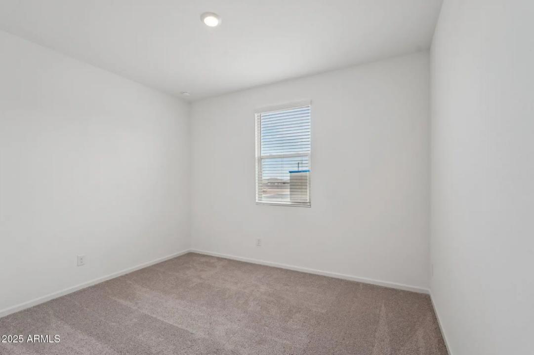 Real Estate Picture 31