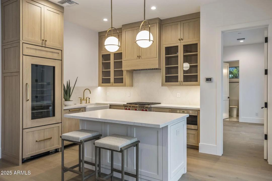 Real Estate Picture 46