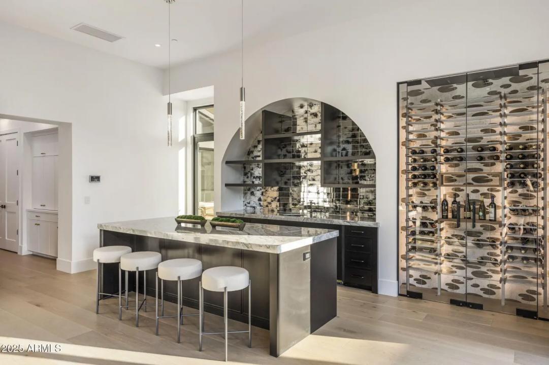 Real Estate Picture 27