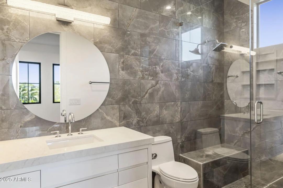 Real Estate Picture 43