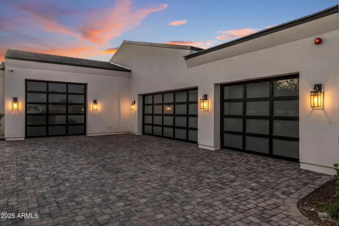 Real Estate Picture 52