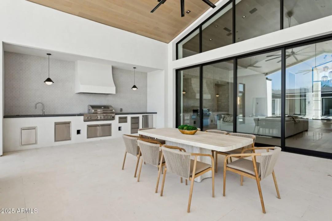 Real Estate Picture 43