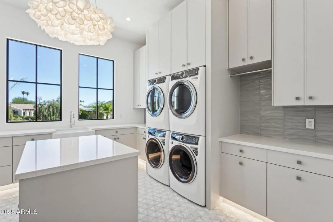 Real Estate Picture 45