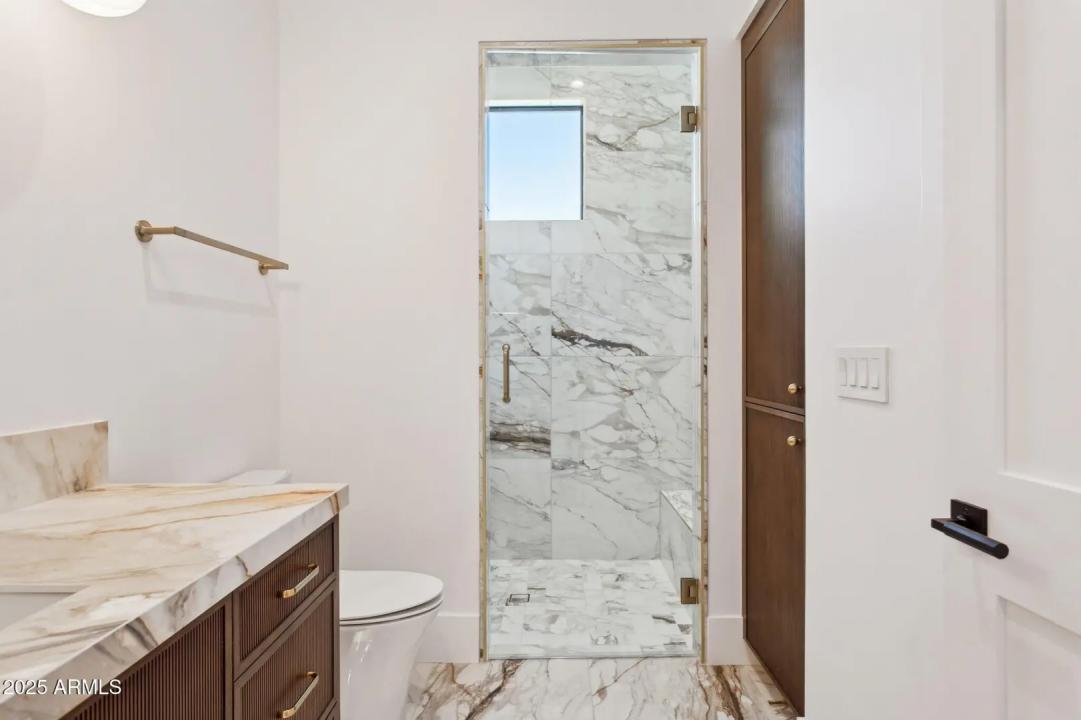 Real Estate Picture 52