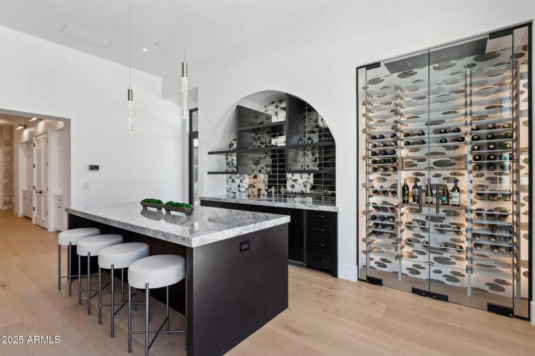 Real Estate Picture 38
