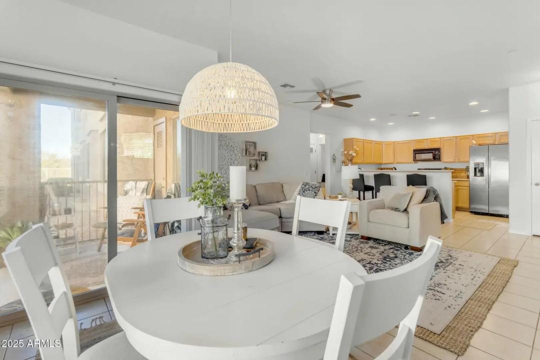 Real Estate Picture 4