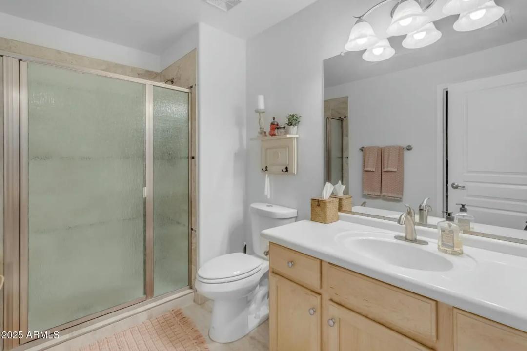 Real Estate Picture 18