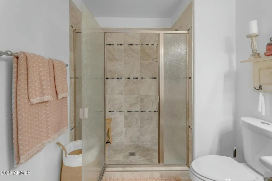 Real Estate Picture 19