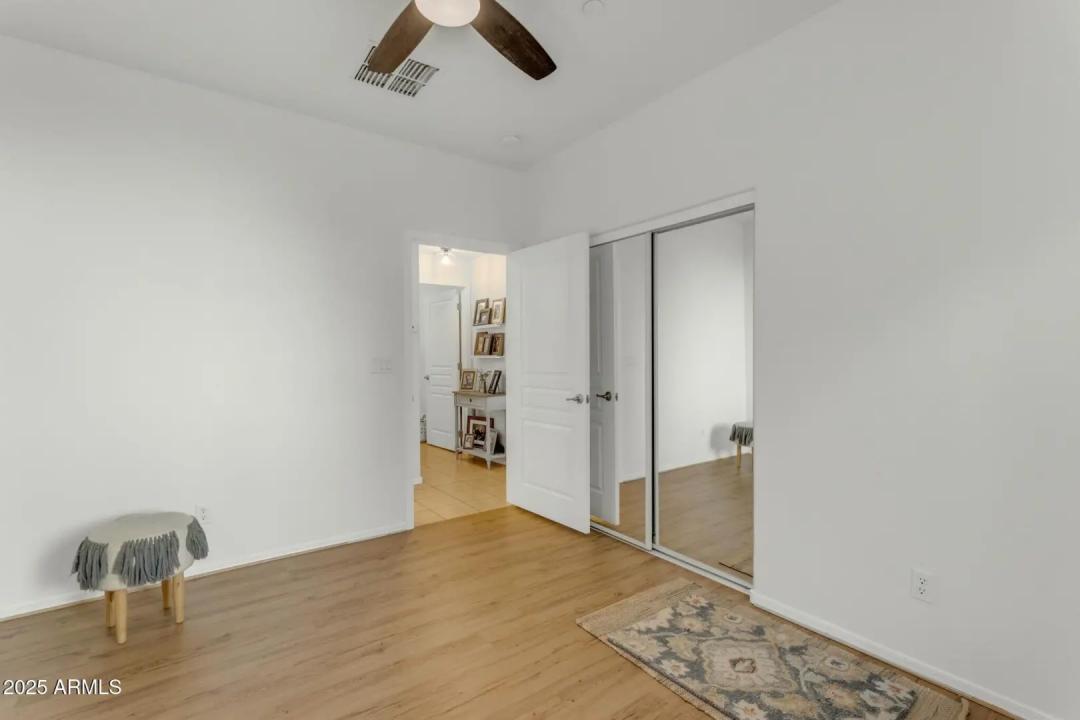 Real Estate Picture 20