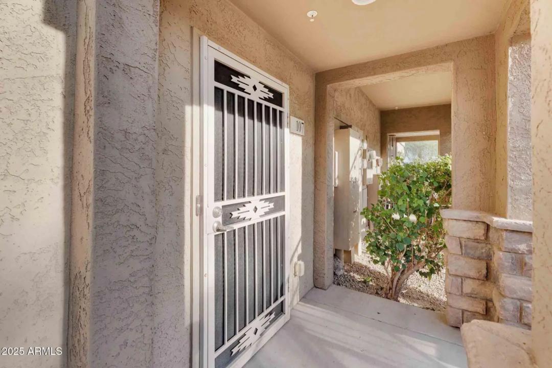 Real Estate Picture 23