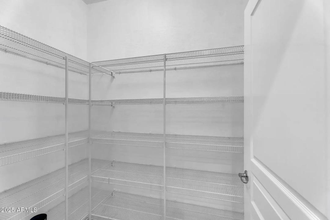 Real Estate Picture 11