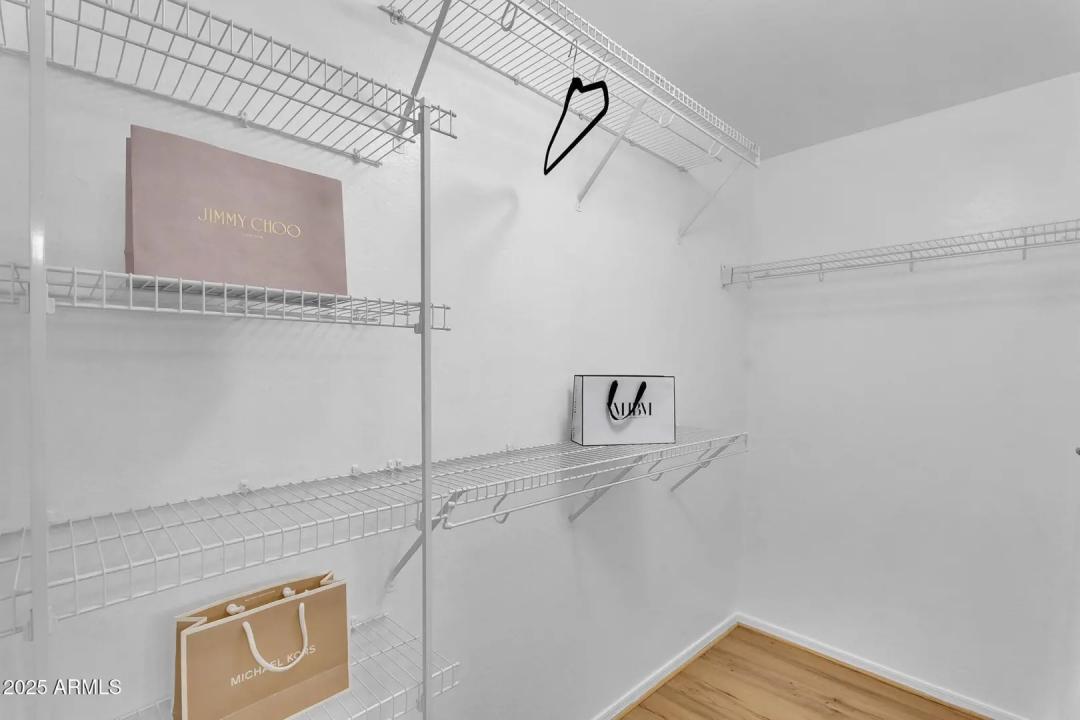 Real Estate Picture 16