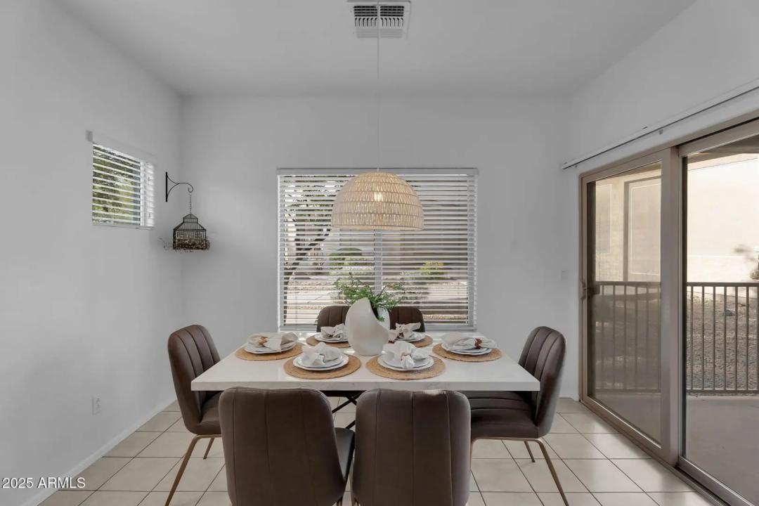 Real Estate Picture 5