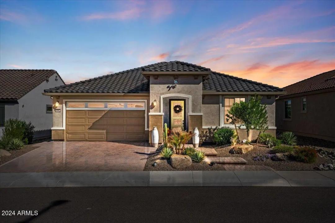 Real Estate Picture 1