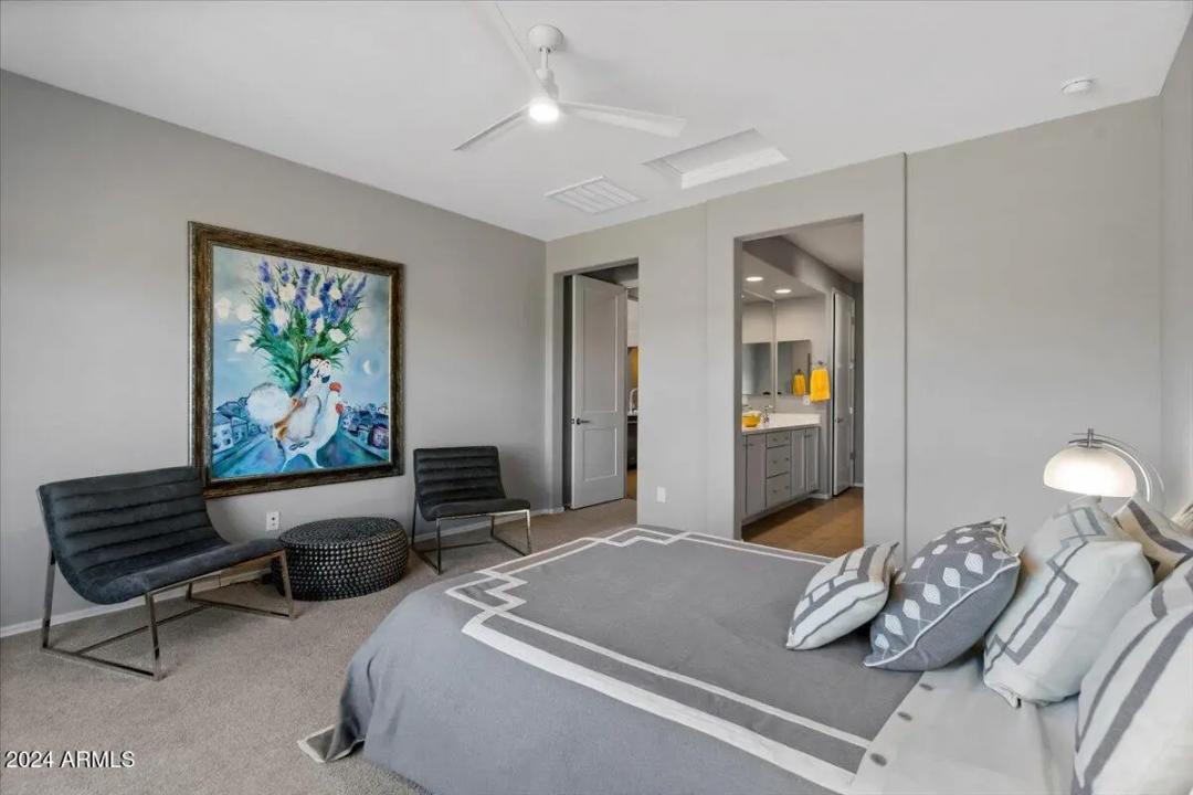 Real Estate Picture 4