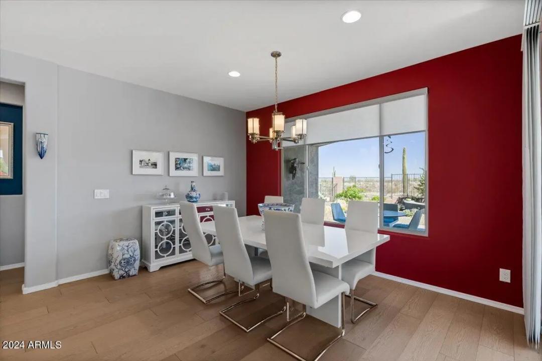 Real Estate Picture 30