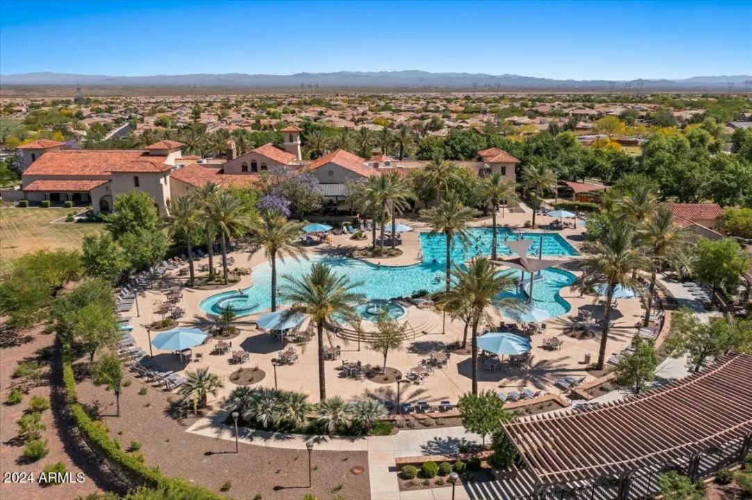 Real Estate Picture 59