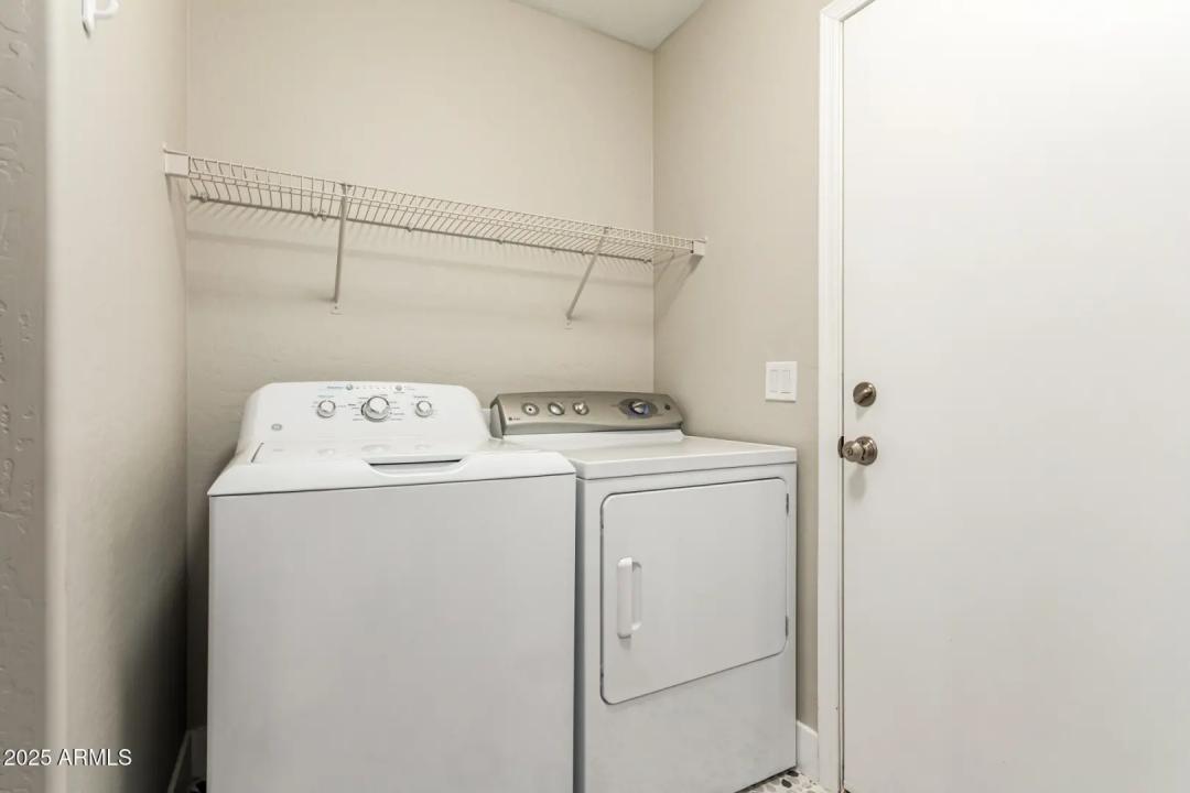 Real Estate Picture 27