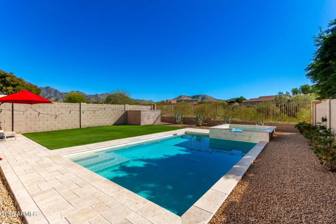 Real Estate Picture 35