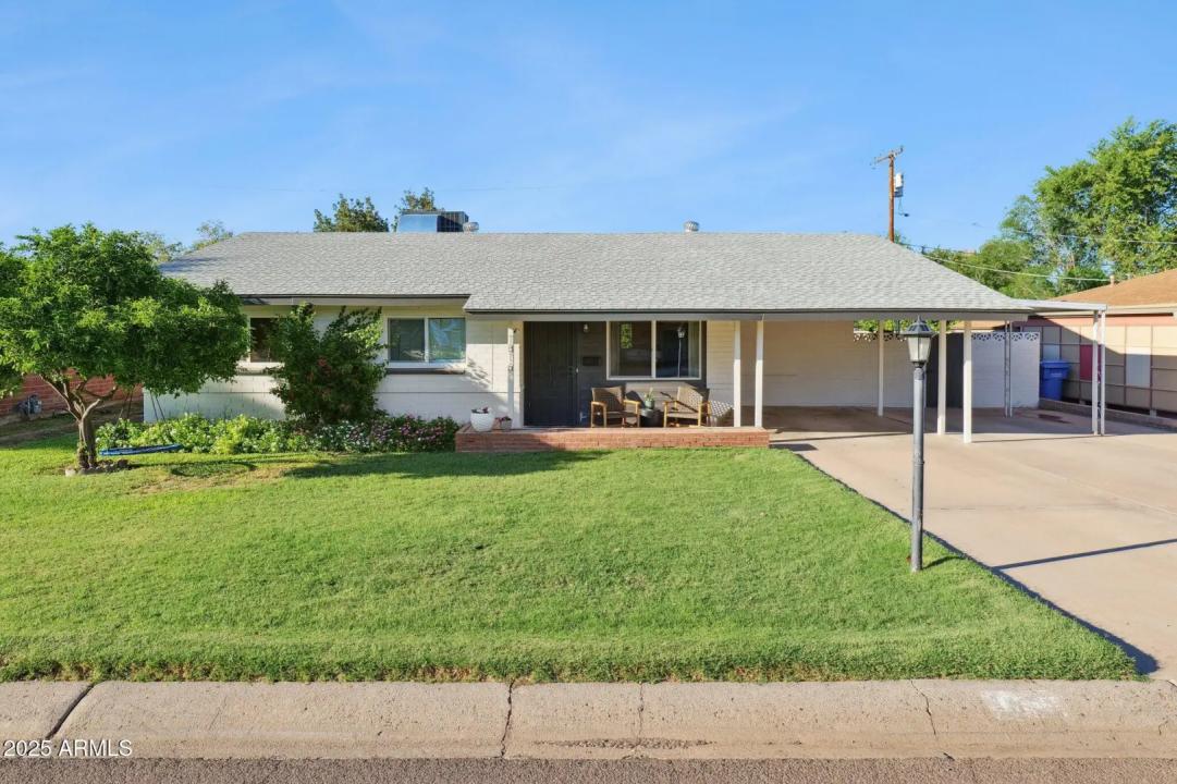 Real Estate Picture 1