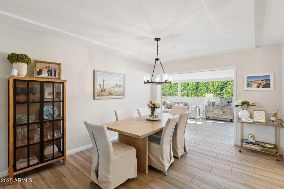 Real Estate Picture 6
