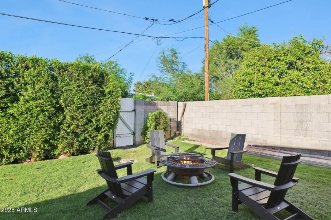 Real Estate Picture 29