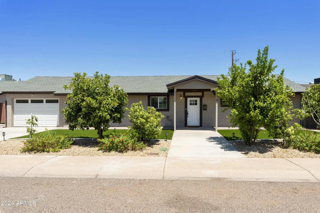 Real Estate Picture 1