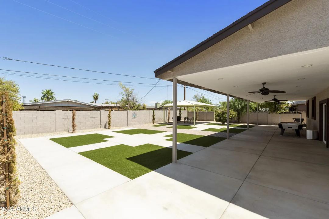 Real Estate Picture 26