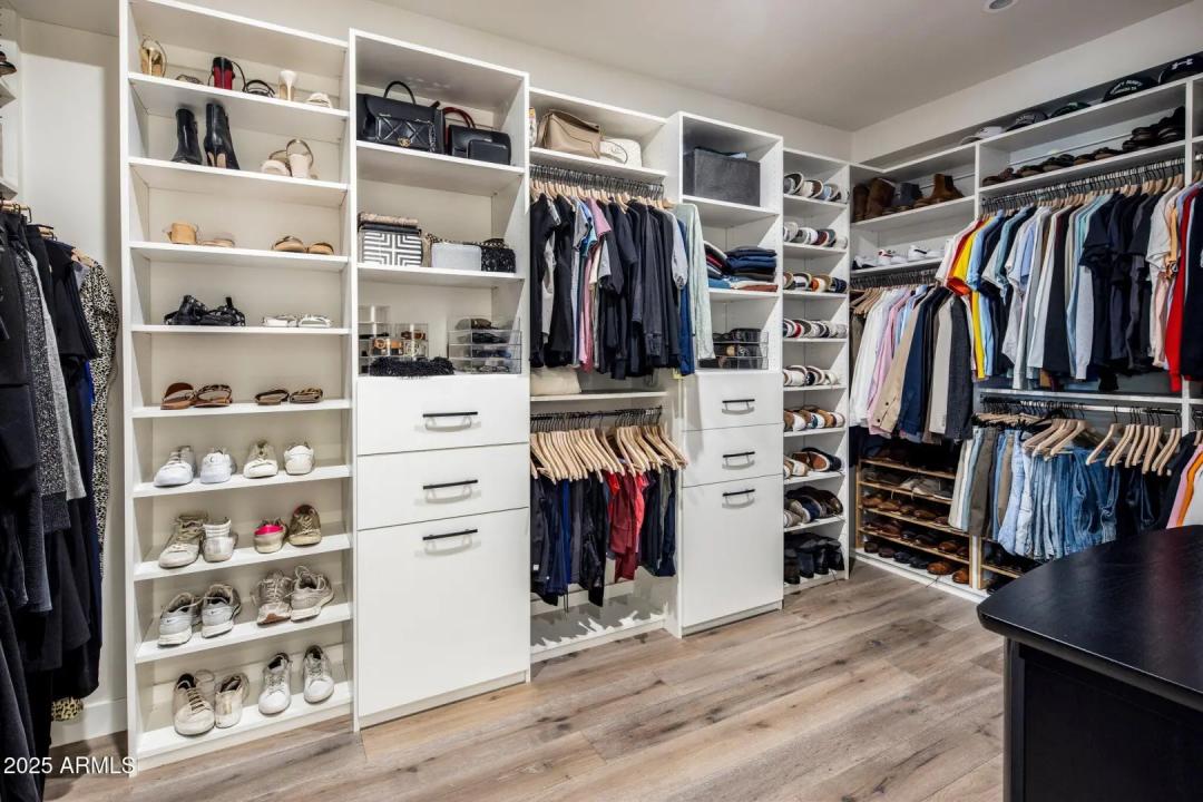 Real Estate Picture 23
