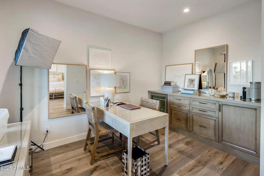 Real Estate Picture 22