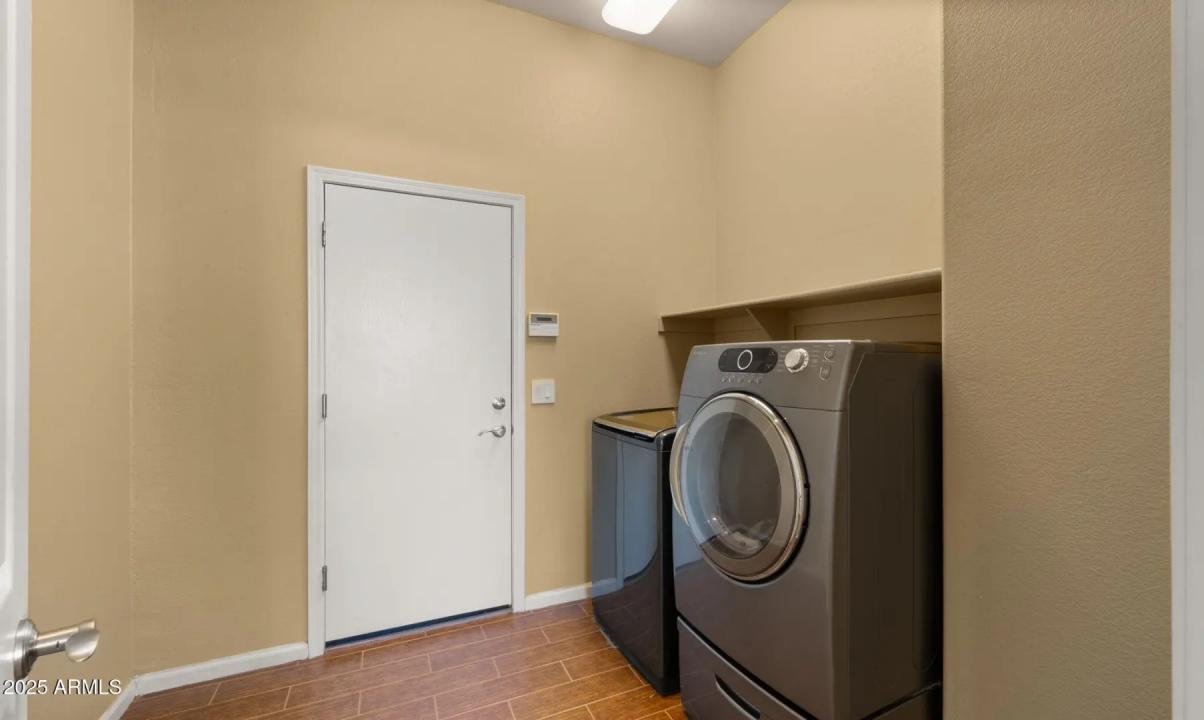 Real Estate Picture 31