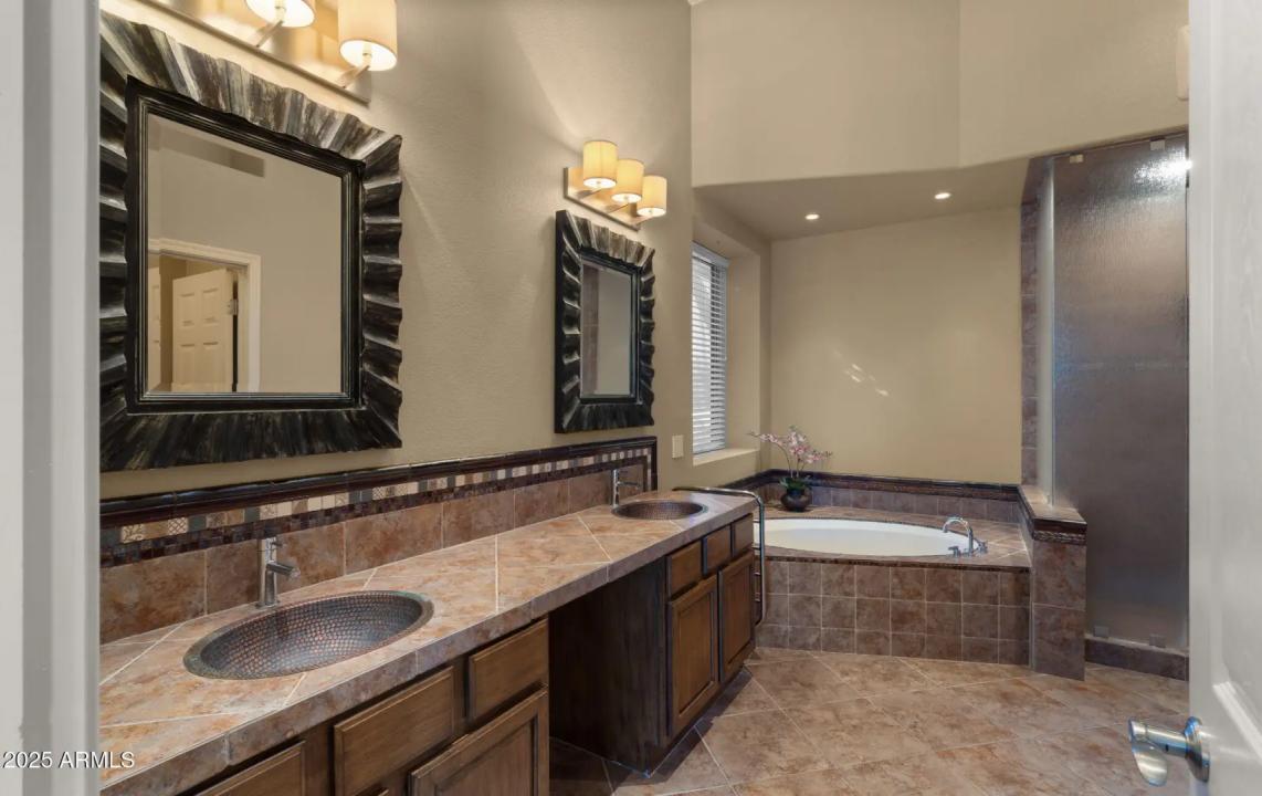 Real Estate Picture 26