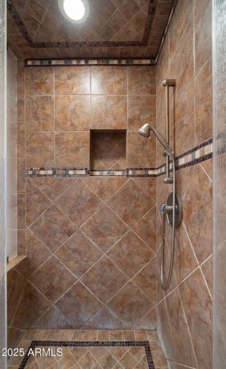 Real Estate Picture 29