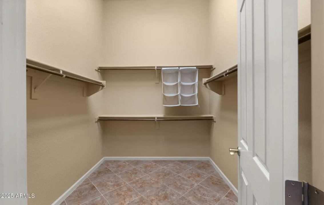 Real Estate Picture 30