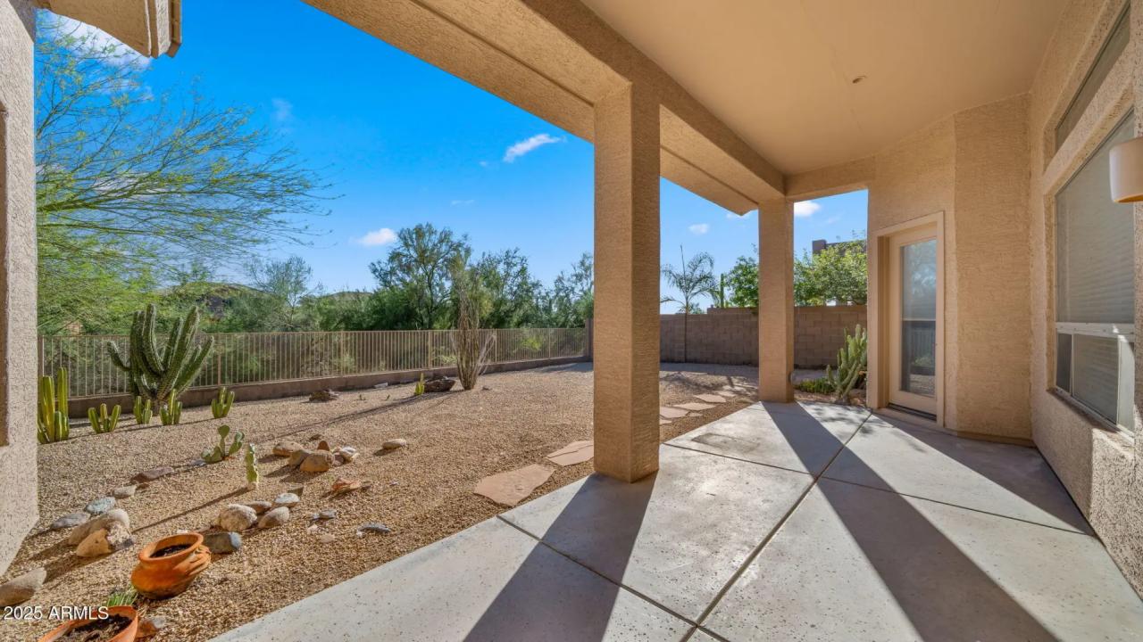 Real Estate Picture 33