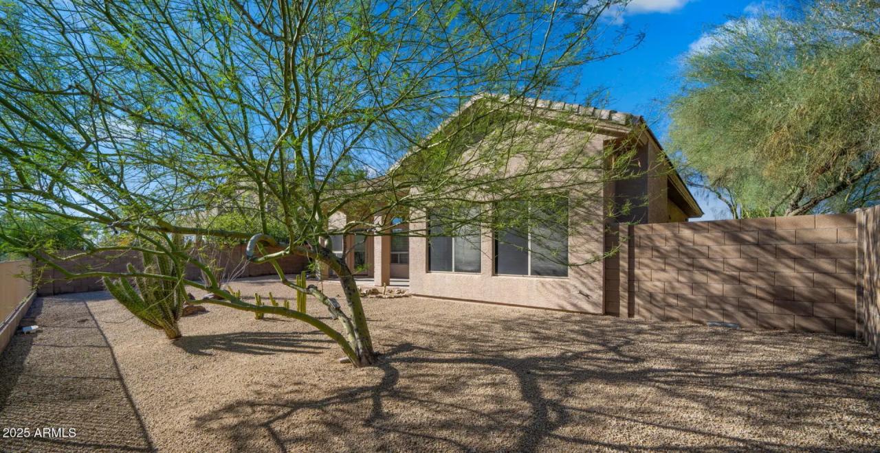 Real Estate Picture 37