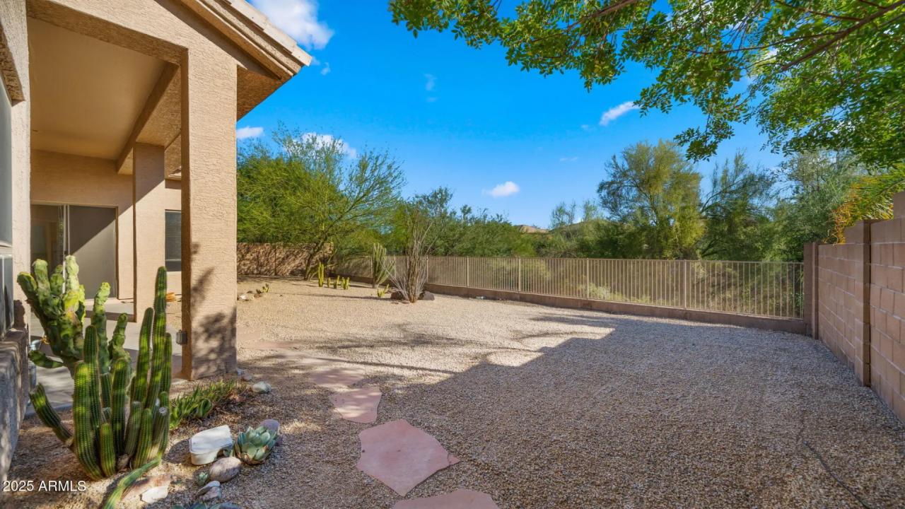 Real Estate Picture 38