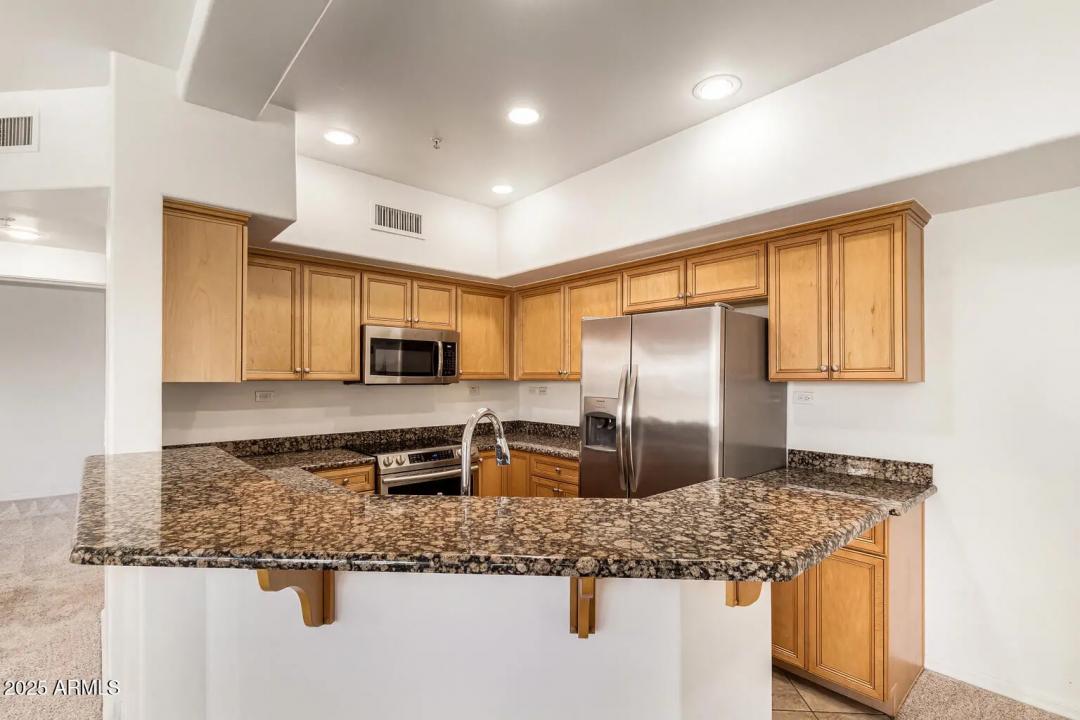 Real Estate Picture 6