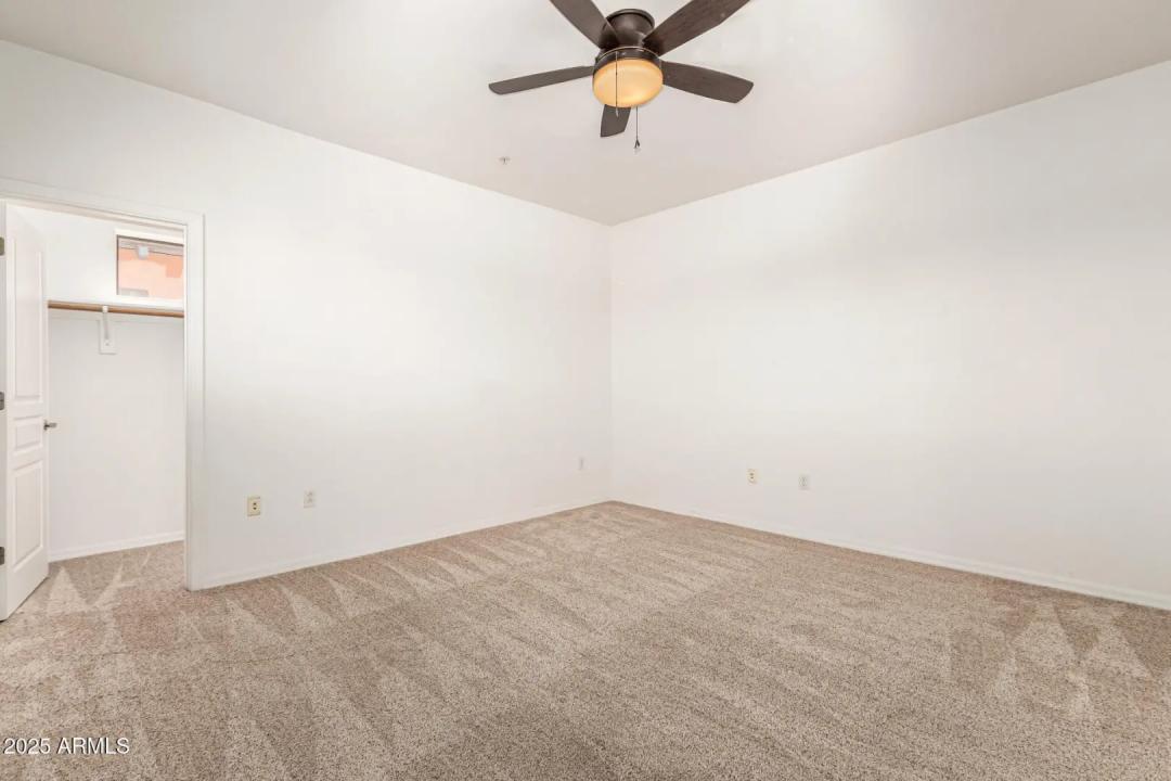 Real Estate Picture 13