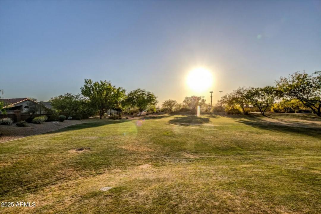 Real Estate Picture 35