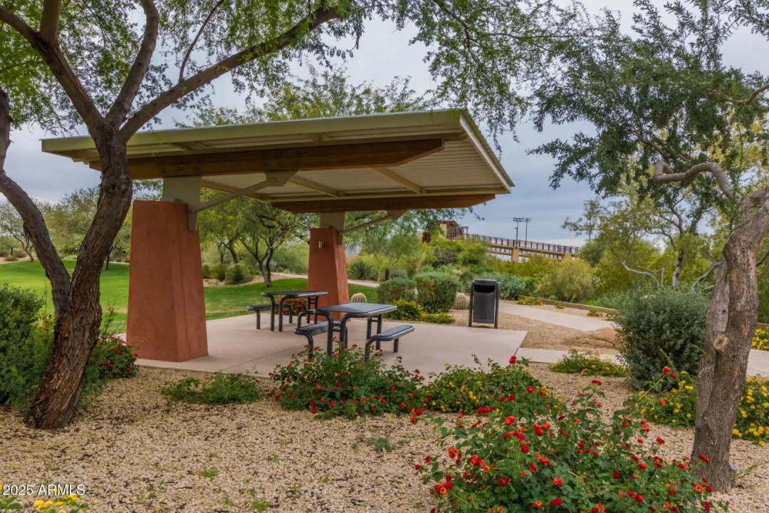 Real Estate Picture 39
