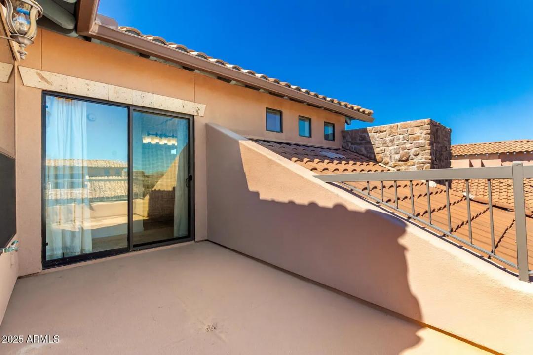 Real Estate Picture 25